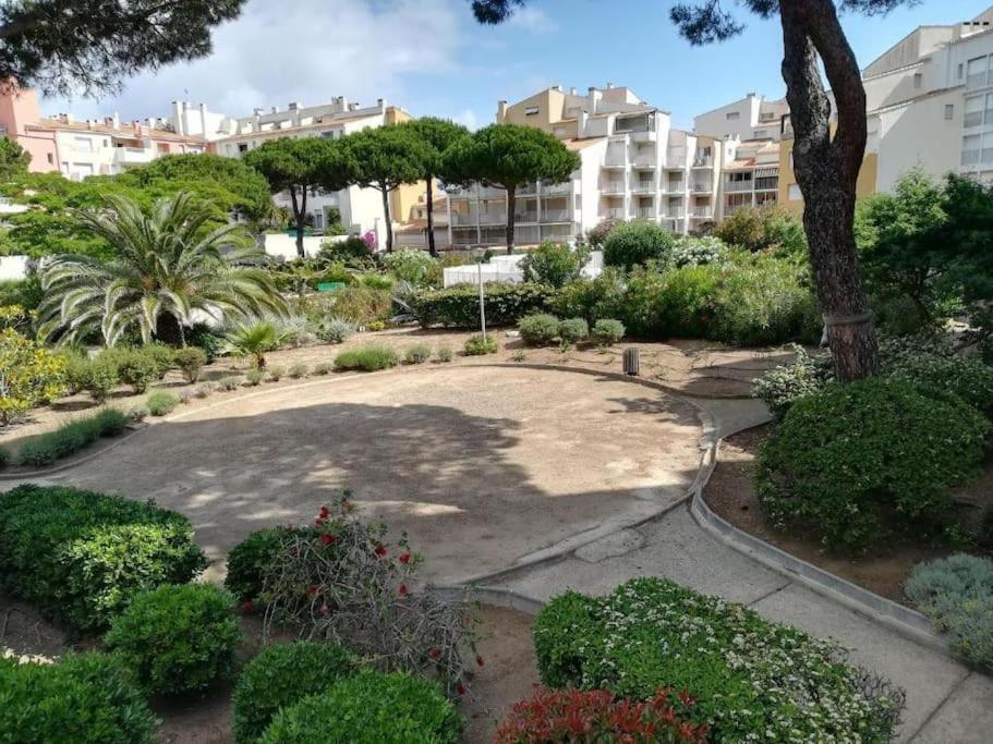 Studio - Residence Avec Piscine Agde Zewnętrze zdjęcie